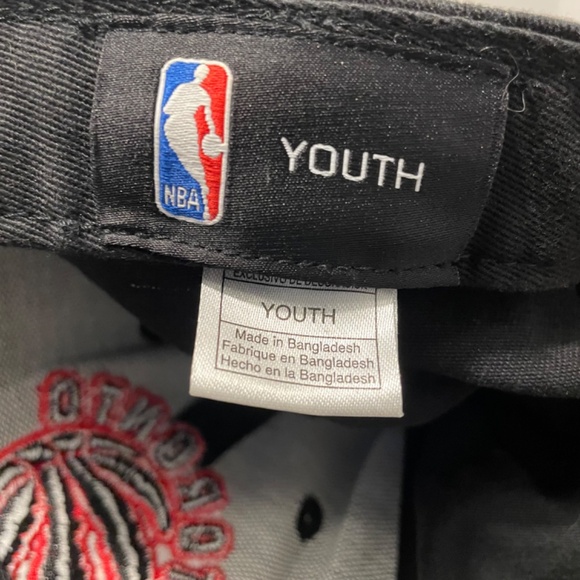 Toronto Raptors NBA Baseball Hat Black Embroidered Logo YOUTH Adjustable - Picture 5 of 11